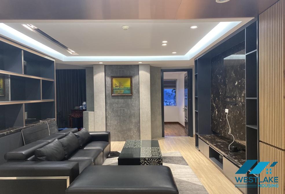 CHO THUÊ CĂN HỘ 3 PHÒNG NGỦ ĐẸP TẠI E4 CIPUTRA – MỚI CẢI TẠO, FULL NỘI THẤT
