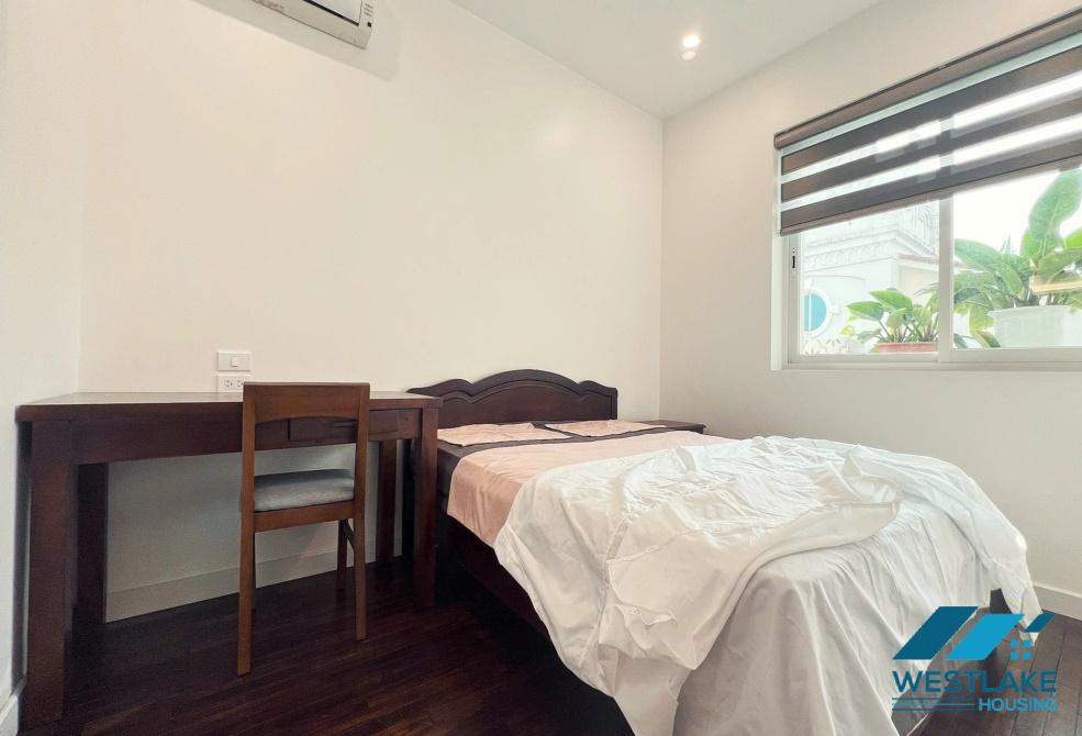 Cho thuê căn hộ 4 phòng ngủ mới cải tạo tại tòa E5, Ciputra – Tây Hồ, Hà Nội