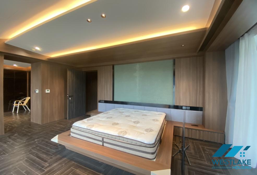 Spacious apartment for rent in Ciputra Tay Ho, Ha Noi