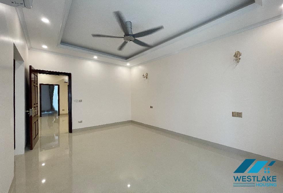 A beautiful villa with elevator for rent in T Block, Ciputra, Ha Noi