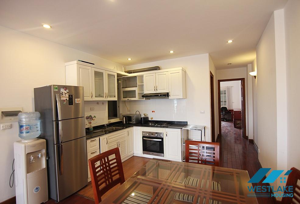 High floor, 02 bedrooms apartment for rent in Dang Thai Mai, Tay Ho, Ha Noi