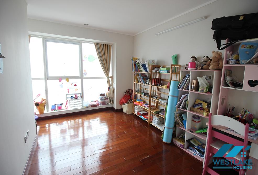 A beautiful apartment with full furnitures for rent in Ciputra International, Ha Noi