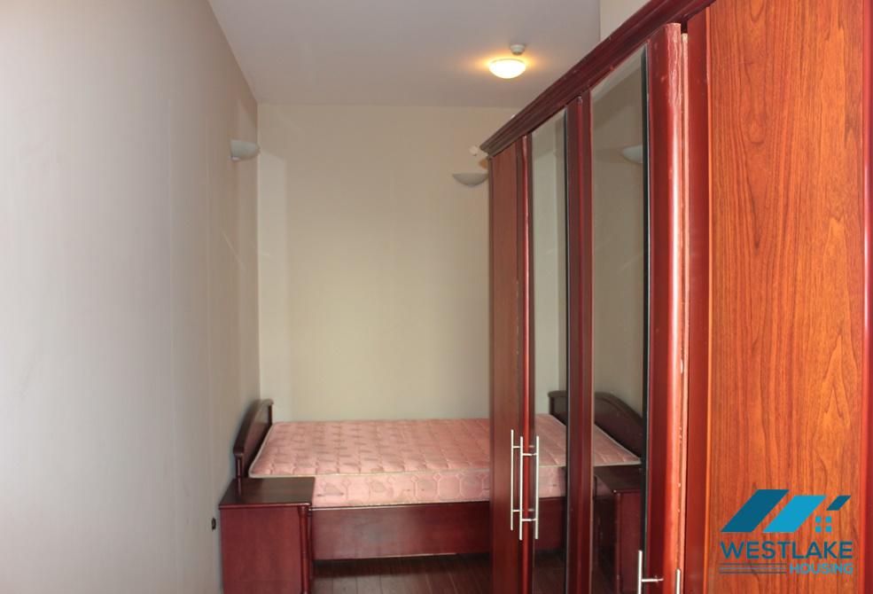 Cho thuê căn hộ 123m²  tầng cao, 3PN tại E5 Ciputra