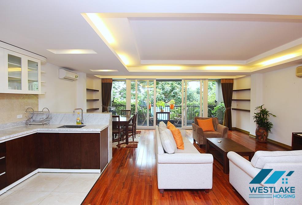 Spacious 3 bedrooms apartment with lake view for rent in Tay Ho, Ha Noi