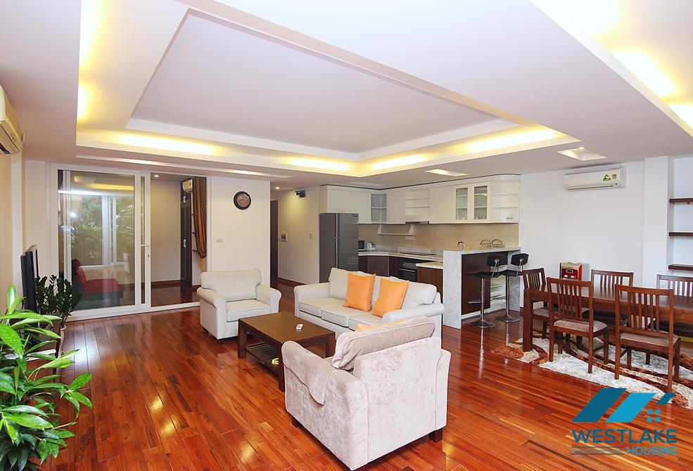 Spacious 3 bedrooms apartment with lake view for rent in Tay Ho, Ha Noi