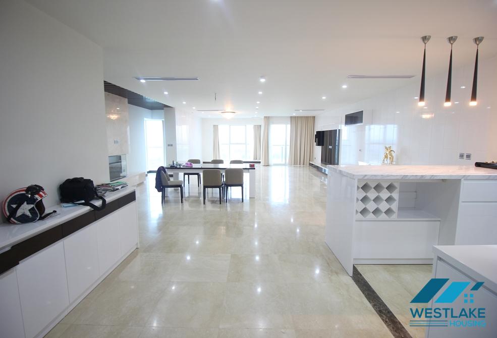 High floor 4 bedrooms apartment with nice view for rent in L tower Ciputa, Hanoi