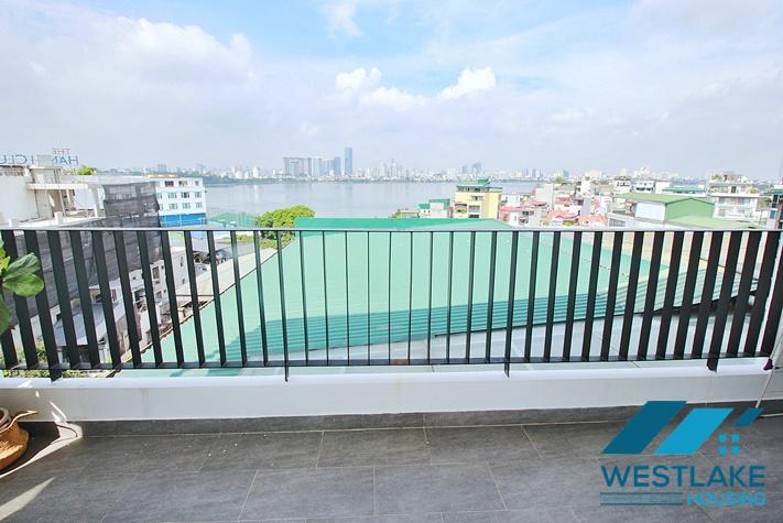 Cho Thuê Căn Hộ 2 Phòng Ngủ Mơi Đẹp, Ban Công Rộng Thoáng, View Hồ Tại Tây Hồ, Hà Nội