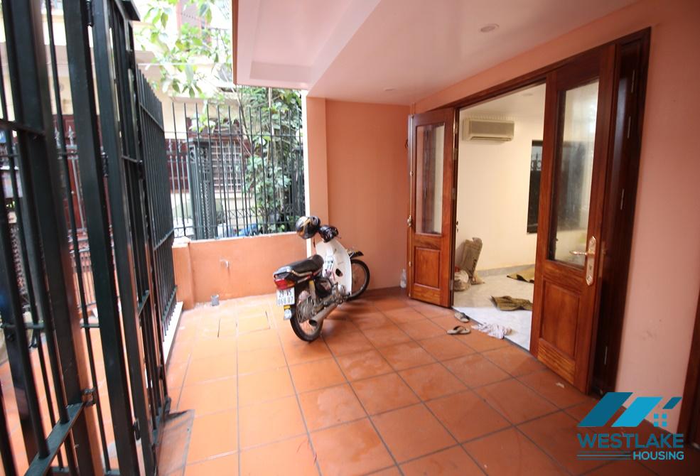 A spacious 5 bedroom house for rent in Dang Thai Mai, Tay Ho, Ha Noi
