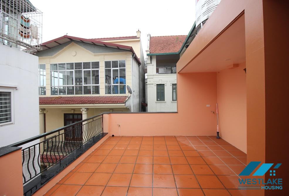 A spacious 5 bedroom house for rent in Dang Thai Mai, Tay Ho, Ha Noi
