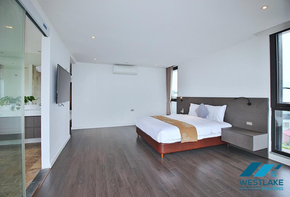 High floor and spacious 3 bedrooms apartment for rent on Quang Khanh street, Tay Ho, Ha Noi