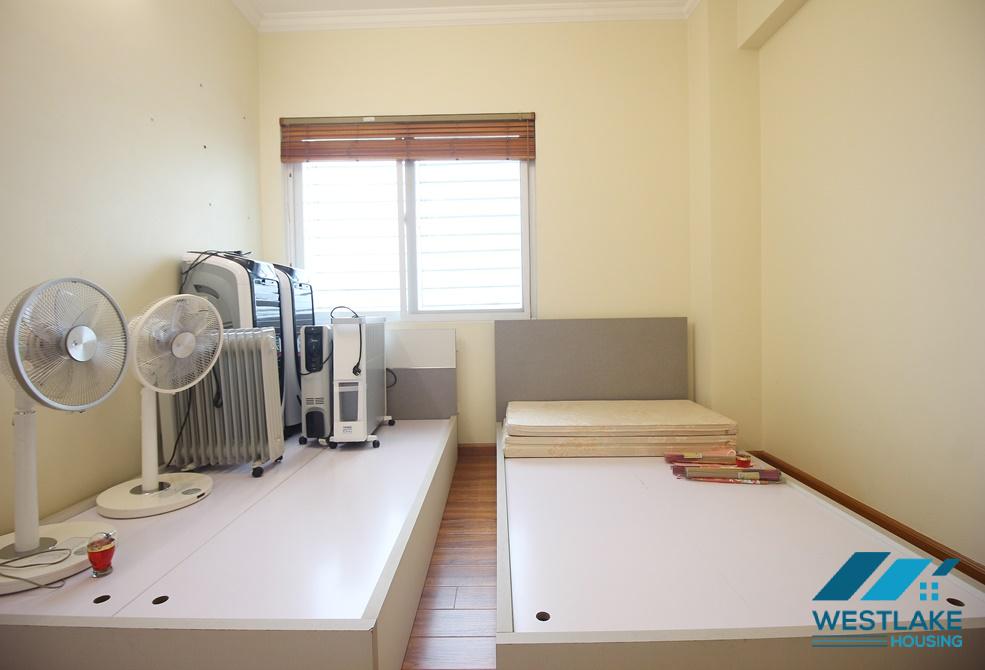 Cho thuê căn hộ 3 phòng ngủ đầy đủ nội thất tại Ciputra, Hà Nội