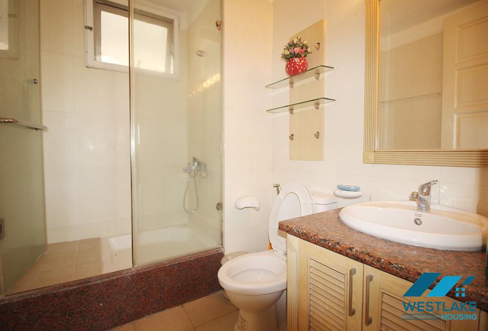 Cho thuê căn hộ đẹp tại khu Ciputra, quận Tây Hồ