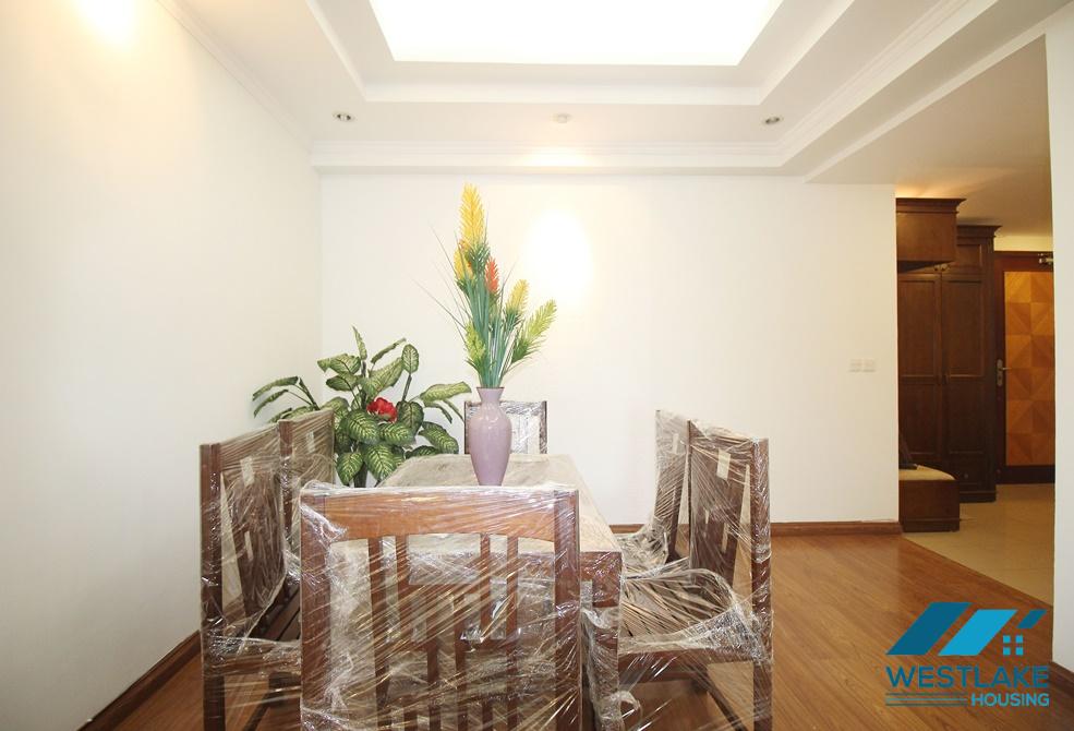 Cho thuê căn hộ đẹp tại khu Ciputra, quận Tây Hồ