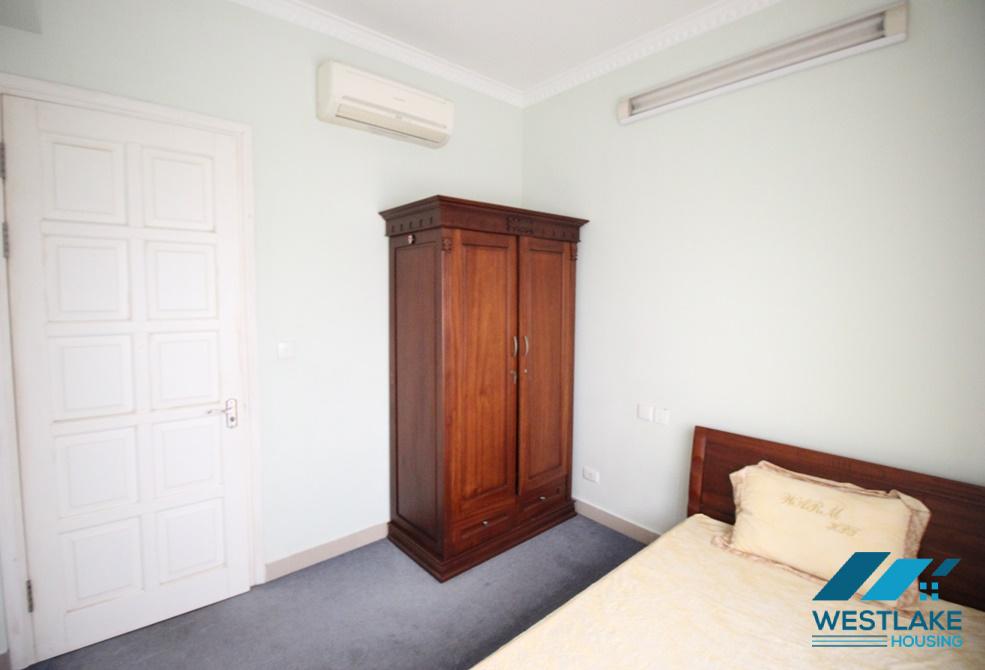 Cho thuê căn hộ 2 phòng ngủ đầy đủ nội thất tại tòa E5, Ciputra
