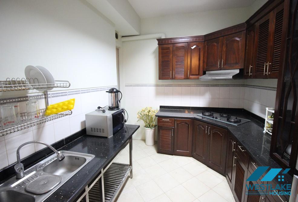 Cho thuê căn hộ 2 phòng ngủ đầy đủ nội thất tại tòa E5, Ciputra