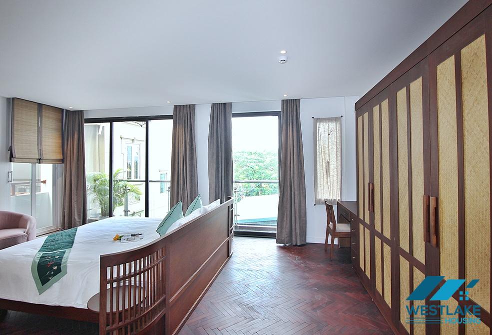 Gorgeous 4 bedrooms apartment for rent in Dang Thai Mai, Tay Ho, Ha Noi