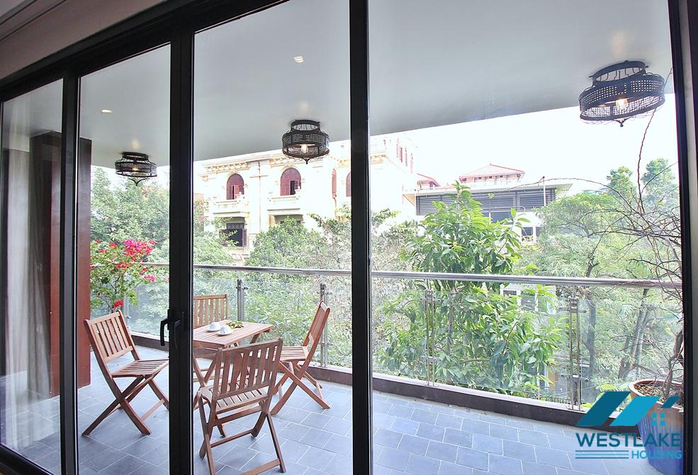 Gorgeous 4 bedrooms apartment for rent in Dang Thai Mai, Tay Ho, Ha Noi