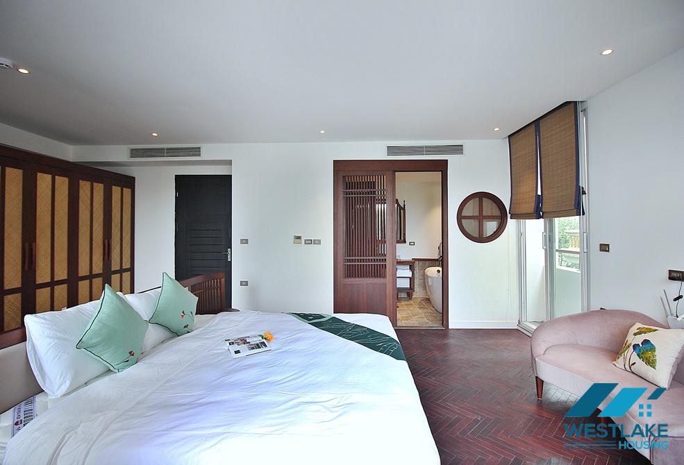 Gorgeous 4 bedrooms apartment for rent in Dang Thai Mai, Tay Ho, Ha Noi