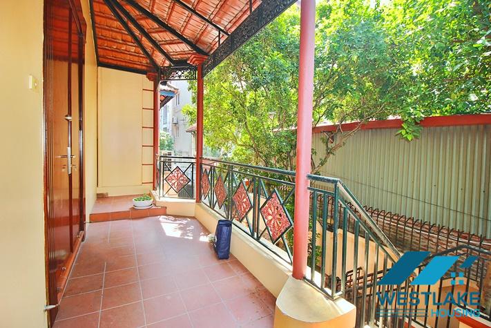 Biệt Thự 5 Phòng Ngủ Rộng, Đẹp Sáng Thoáng Có Hồ Bơi Cho Thuê Tại Tây Hồ, Hà Nội