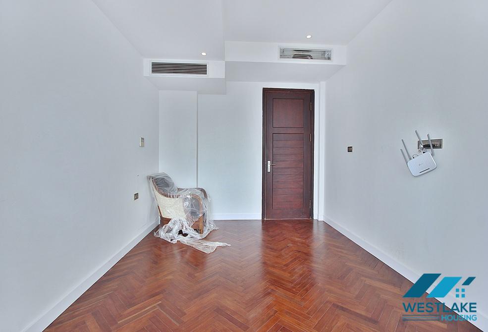 High quality and spacious 04 bedrooms serviced apartment for rent in Tay Ho, Ha Noi