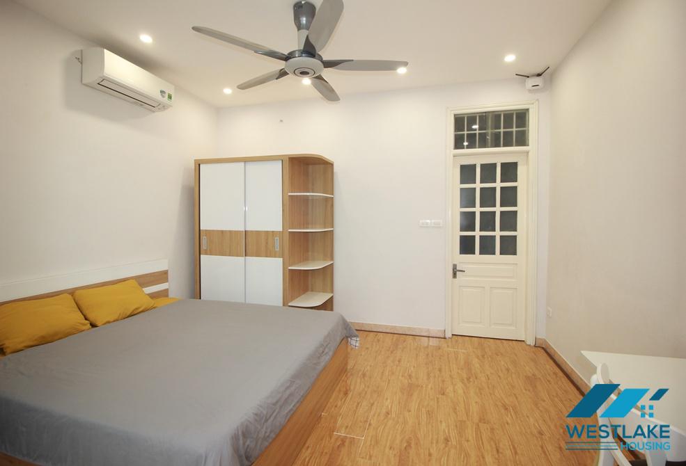 Affordable price one bedroom apartment for rent in Dang Thai Mai area, Tay Ho, Ha Noi