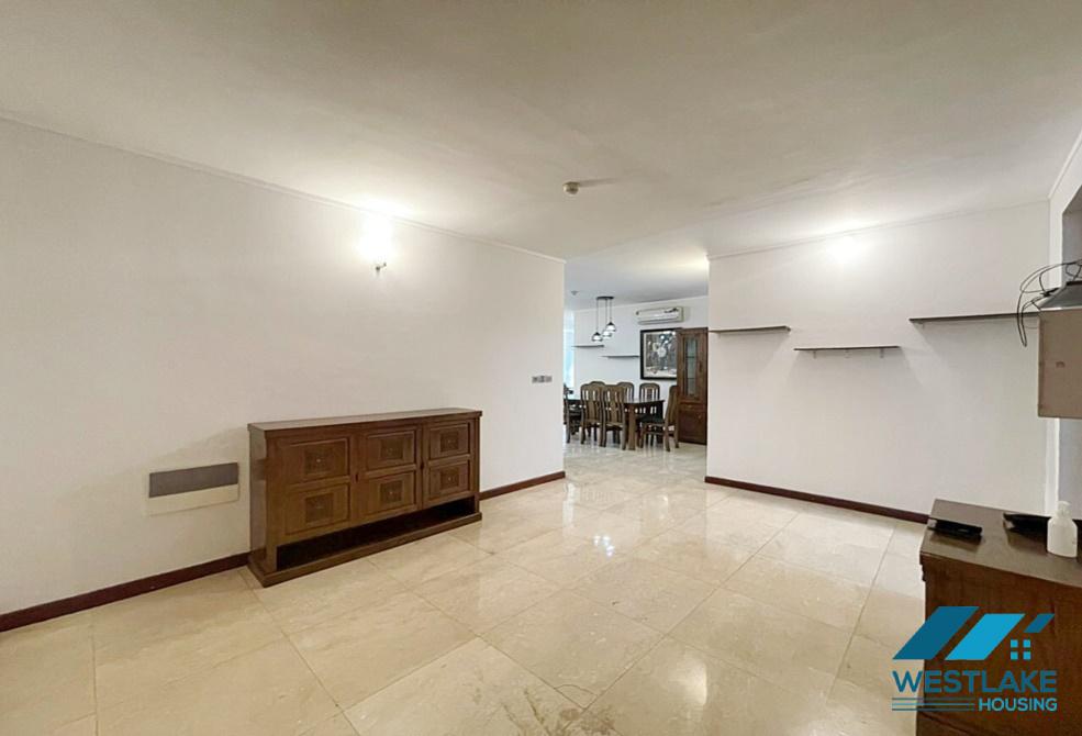 A newly and nice a partment for rent in L2 Ciputra, Tay Ho, Ha Noi