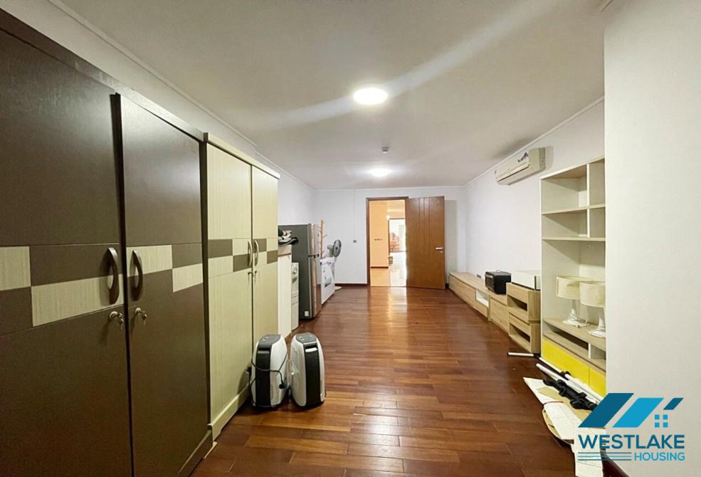 A newly and nice a partment for rent in L2 Ciputra, Tay Ho, Ha Noi