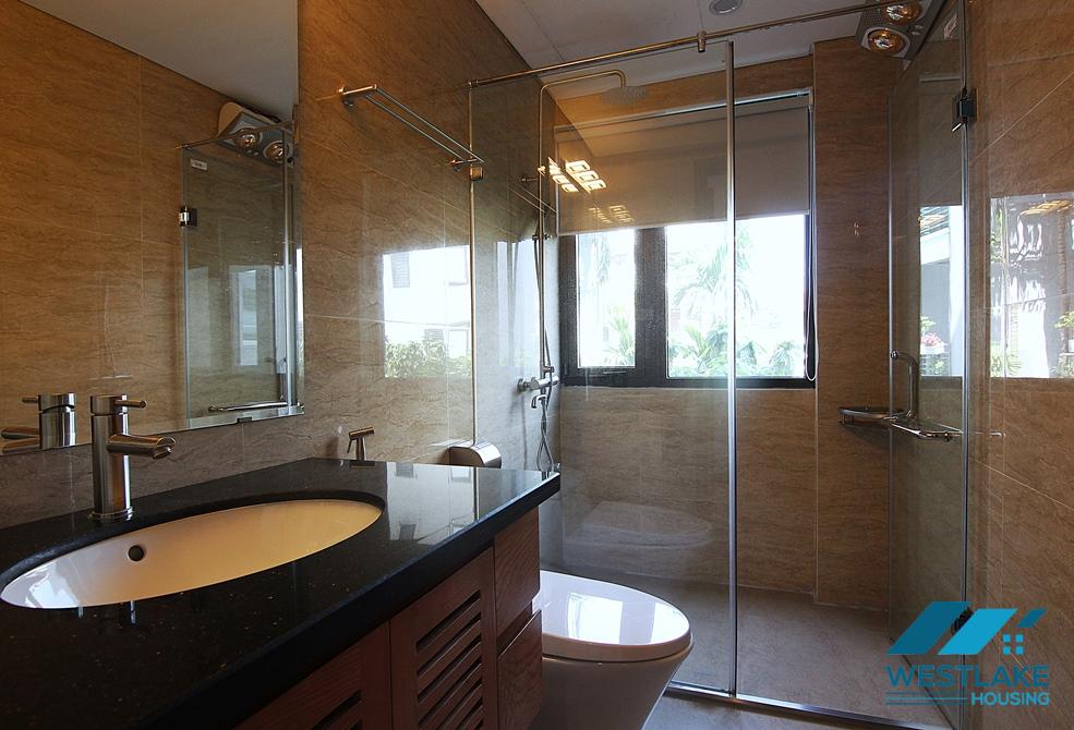 Cho Thuê Căn Hộ 2 Phòng Ngủ Đẹp, Ban Công, View Hồ, Thoáng Mát, Tại Phố Nhật Chiêu, Tây Hồ, Hà Nội