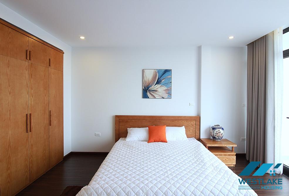 Căn Hộ 2 Phòng Ngủ Tuyệt Đẹp,Ban Công, View Hồ Sáng Thoáng Cho Thuê Tại Tây Hồ, Hà Nội