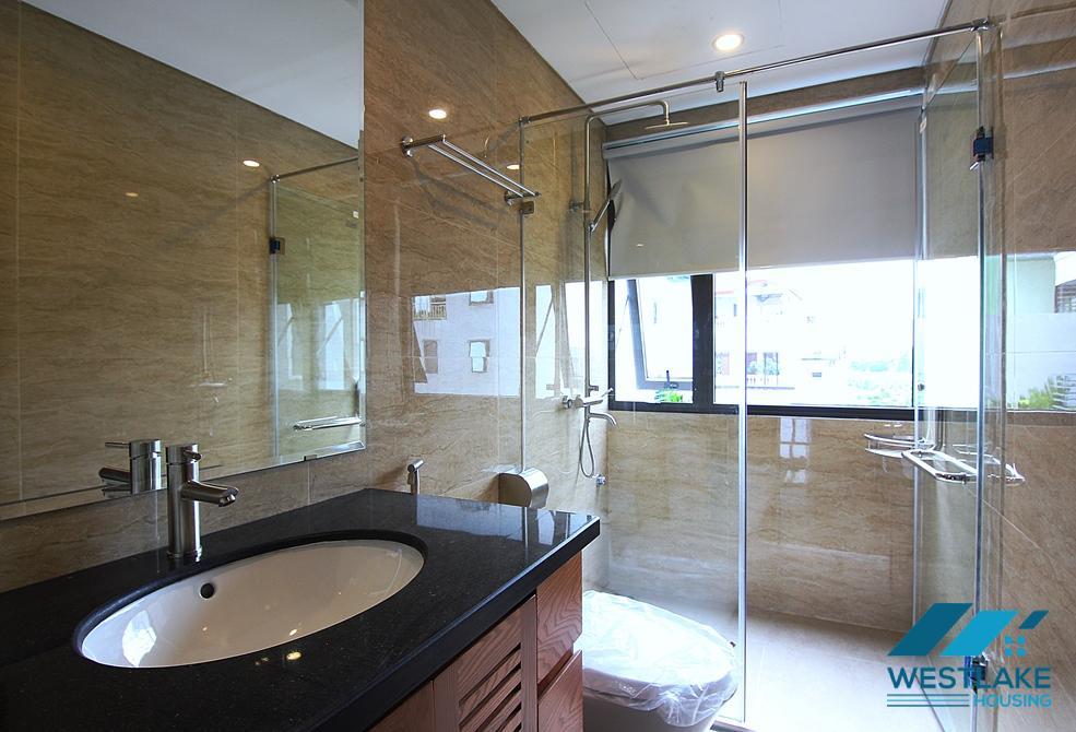Căn Hộ 2 Phòng Ngủ Tuyệt Đẹp,Ban Công, View Hồ Sáng Thoáng Cho Thuê Tại Tây Hồ, Hà Nội