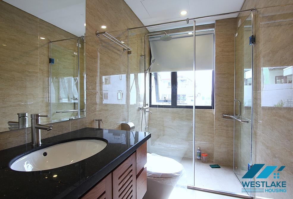 Căn Hộ 2 Phòng Ngủ Tuyệt Đẹp,Ban Công, View Hồ Sáng Thoáng Cho Thuê Tại Tây Hồ, Hà Nội