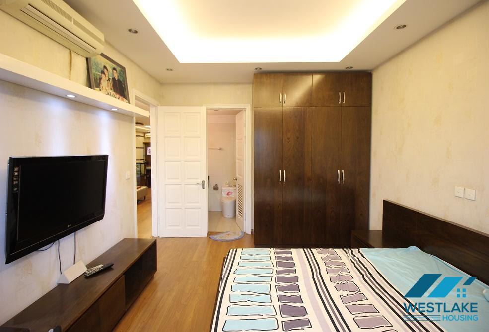 Cho thuê căn hộ 3PN tuyệt đẹp, đầy đủ nội thất cao cấp tại Ciputra