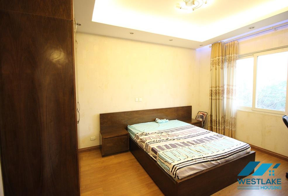 Cho thuê căn hộ 3PN tuyệt đẹp, đầy đủ nội thất cao cấp tại Ciputra