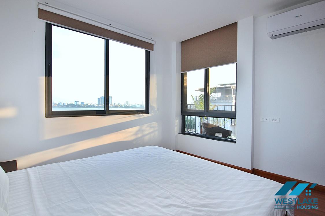Căn Hộ Đẹp 2 Phòng Ngủ Ban Công Rộng, View Hồ Thoáng Sáng Trên Phố Quảng Khánh Tây Hồ, Cho Thuê