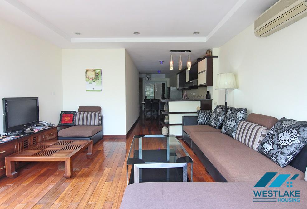 A lakeside 2 bedroom apartment for rent in Yen Phu, Tay Ho, Ha Noi