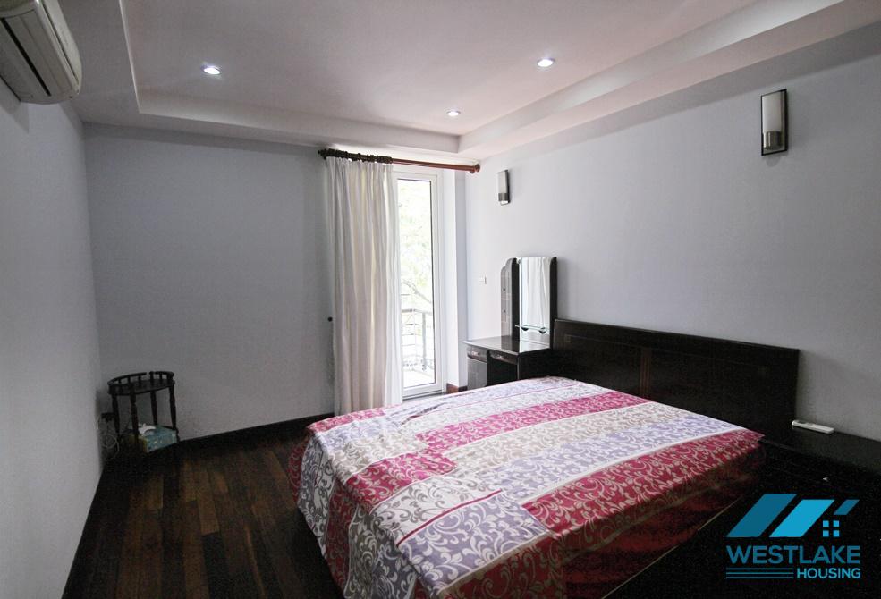 A lakeside 2 bedroom apartment for rent in Yen Phu, Tay Ho, Ha Noi