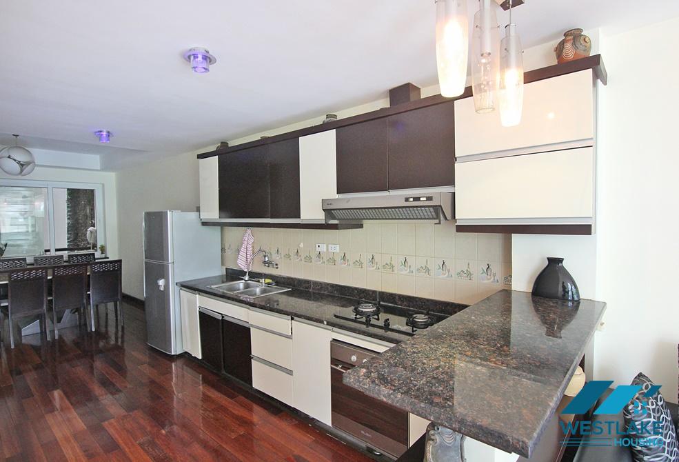 A lakeside 2 bedroom apartment for rent in Yen Phu, Tay Ho, Ha Noi