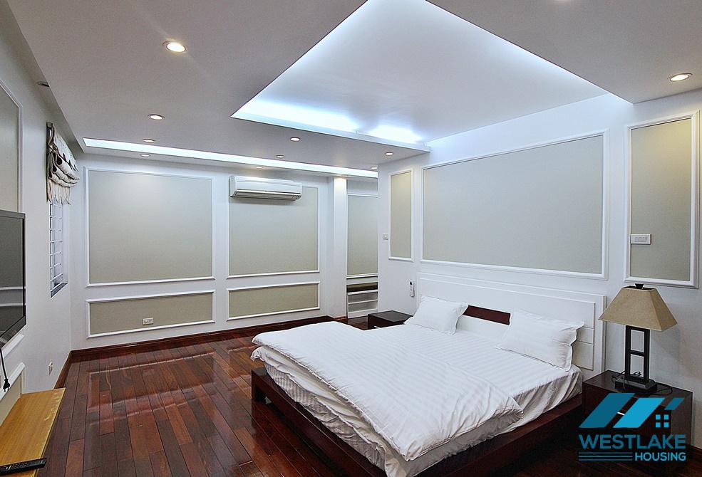 A super spacious 3 bedroom apartment for rent in Yen Phu, Tay Ho, Ha Noi