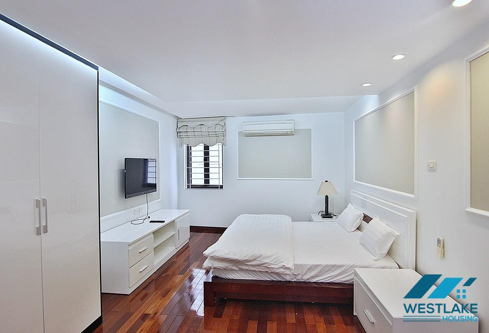 A super spacious 3 bedroom apartment for rent in Yen Phu, Tay Ho, Ha Noi