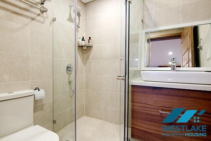 Căn Hộ Dịch Vụ 2 Phòng Ngủ Rông Đẹp, View Hồ Cho Thuê Trên Phố Tô Ngoc Vân Tây Hô, Hà Nội
