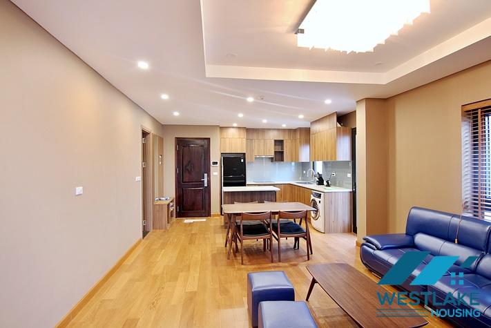 Căn Hộ Dịch Vụ 2 Phòng Ngủ Rông Đẹp, View Hồ Cho Thuê Trên Phố Tô Ngoc Vân Tây Hô, Hà Nội