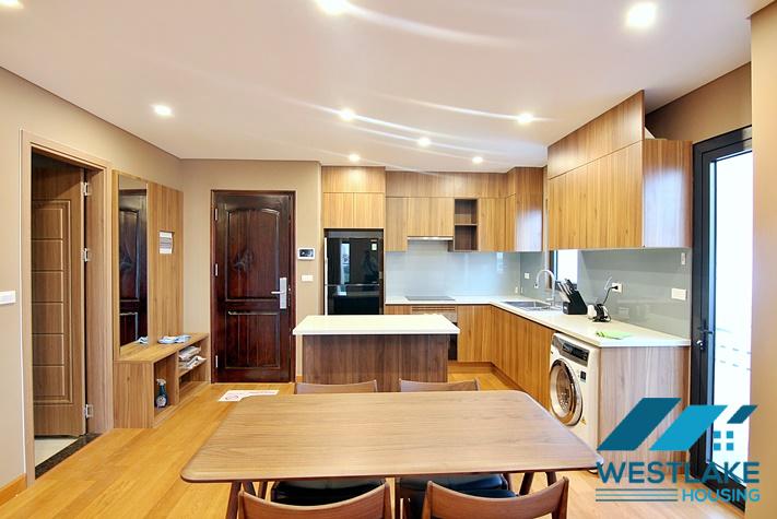 Căn Hộ Dịch Vụ 2 Phòng Ngủ Rông Đẹp, View Hồ Cho Thuê Trên Phố Tô Ngoc Vân Tây Hô, Hà Nội