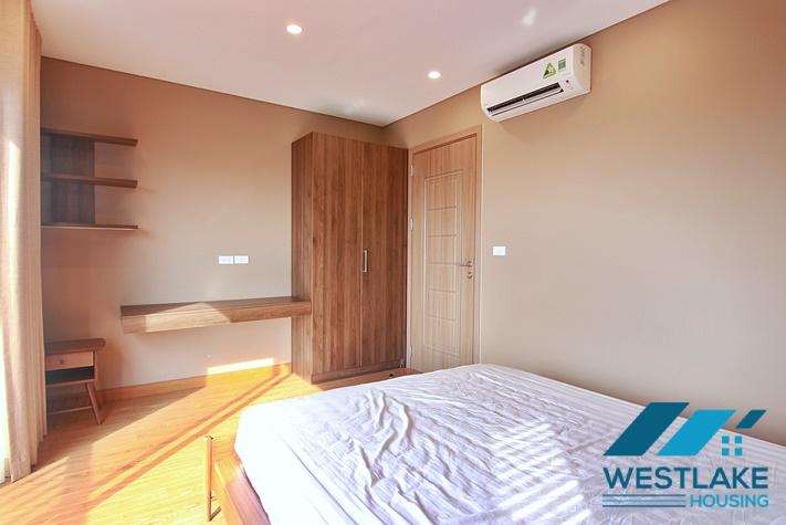 Căn Hộ Dịch Vụ 2 Phòng Ngủ Rông Đẹp, View Hồ Cho Thuê Trên Phố Tô Ngoc Vân Tây Hô, Hà Nội