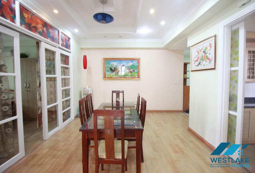 Căn hộ có tầm nhìn tuyệt đẹp cho thuê tại Ciputra, Tây Hồ, Hà Nội