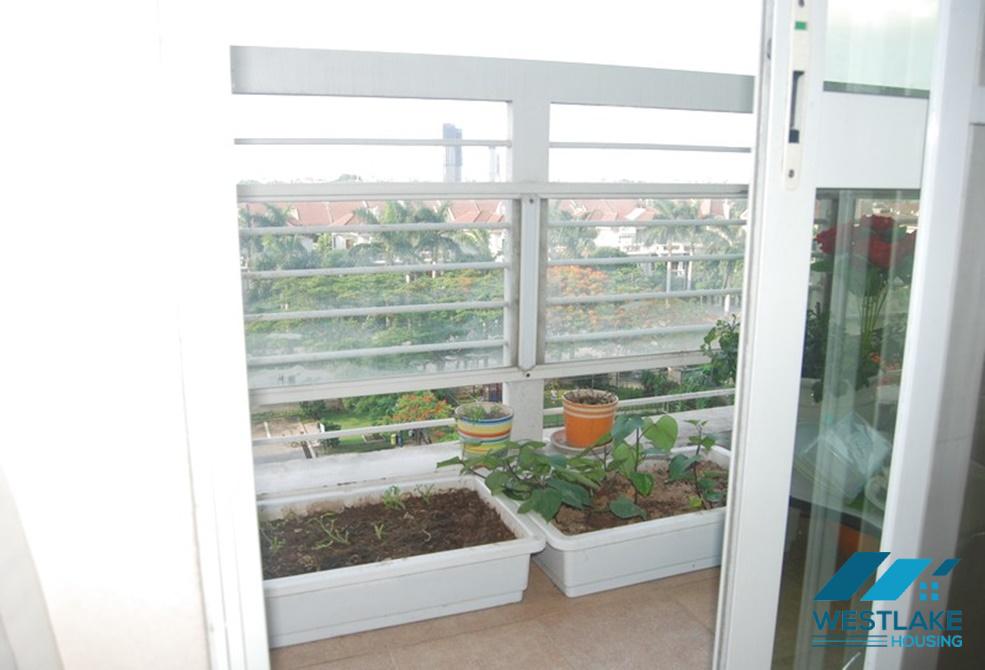 Cho thuê căn hộ chung cư tại tòa nhà E, Ciputra Tây Hồ, Hà Nội