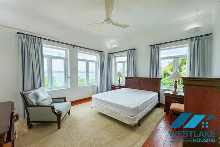 Cho Thuê Biệt thự 5 Phòng Ngủ Đẹp View Hồ, Sân Vườn Rộng Thoáng Mát Tại Tây Hồ, Hà Nội