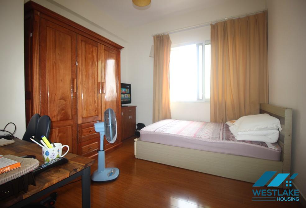 Căn hộ 4 phòng ngủ với tầm nhìn tuyệt đẹp ra thành phố tại Ciputra, Tây Hồ