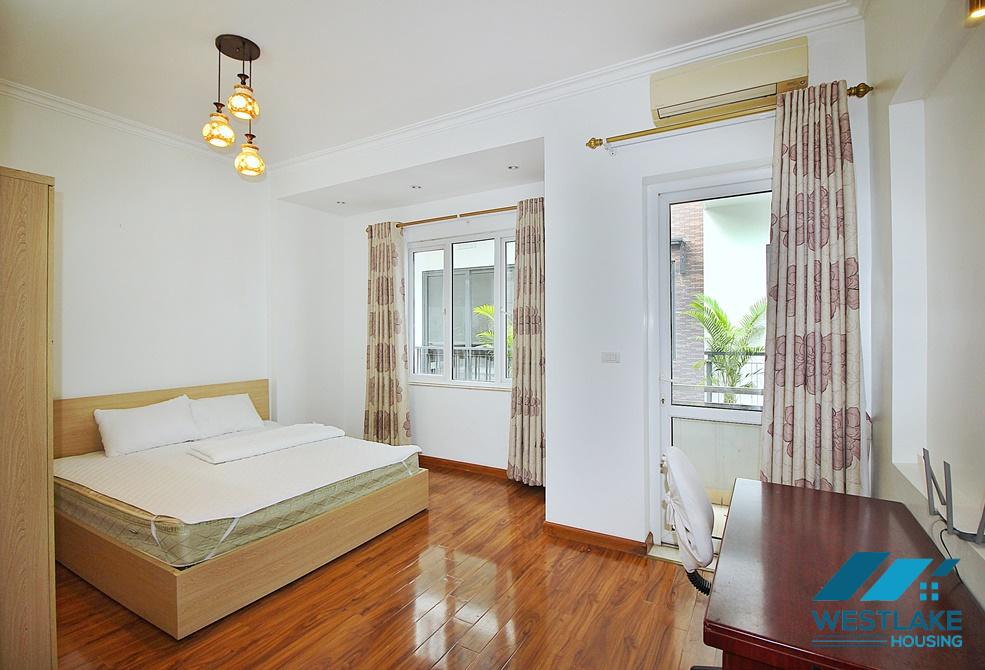 A bright 4 bedroom house for rent in Xuan Dieu, Tay Ho