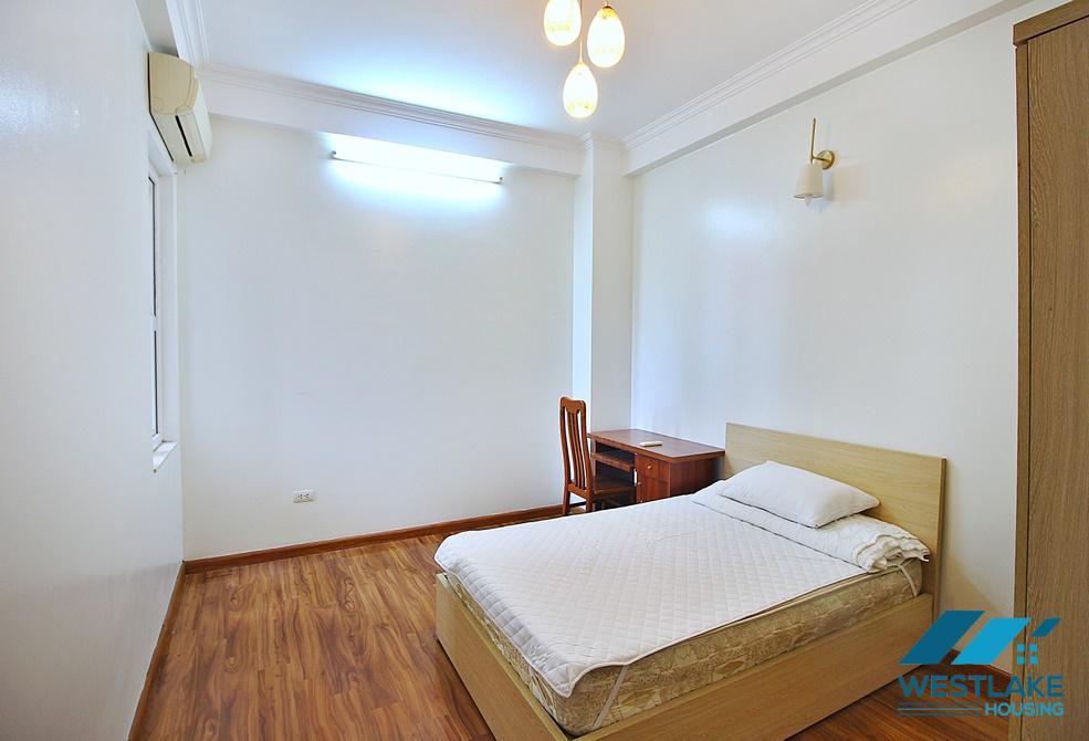 A bright 4 bedroom house for rent in Xuan Dieu, Tay Ho