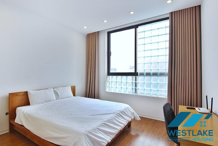Căn Hộ Dịch Vụ 2 Phòng Ngủ Cho Thuê Tại Phố Xuân Diêu, Tây Hồ, Hà Nội
